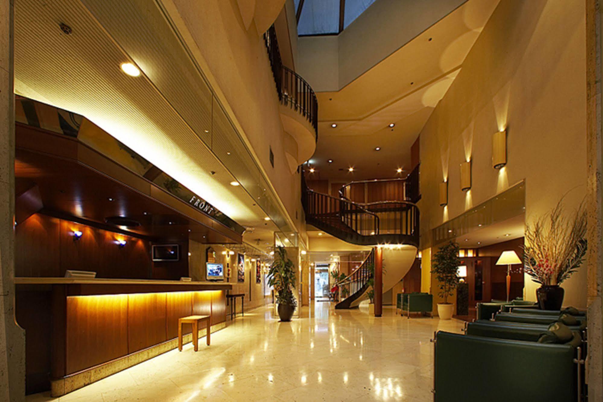 Hotel Park Side Токио Экстерьер фото